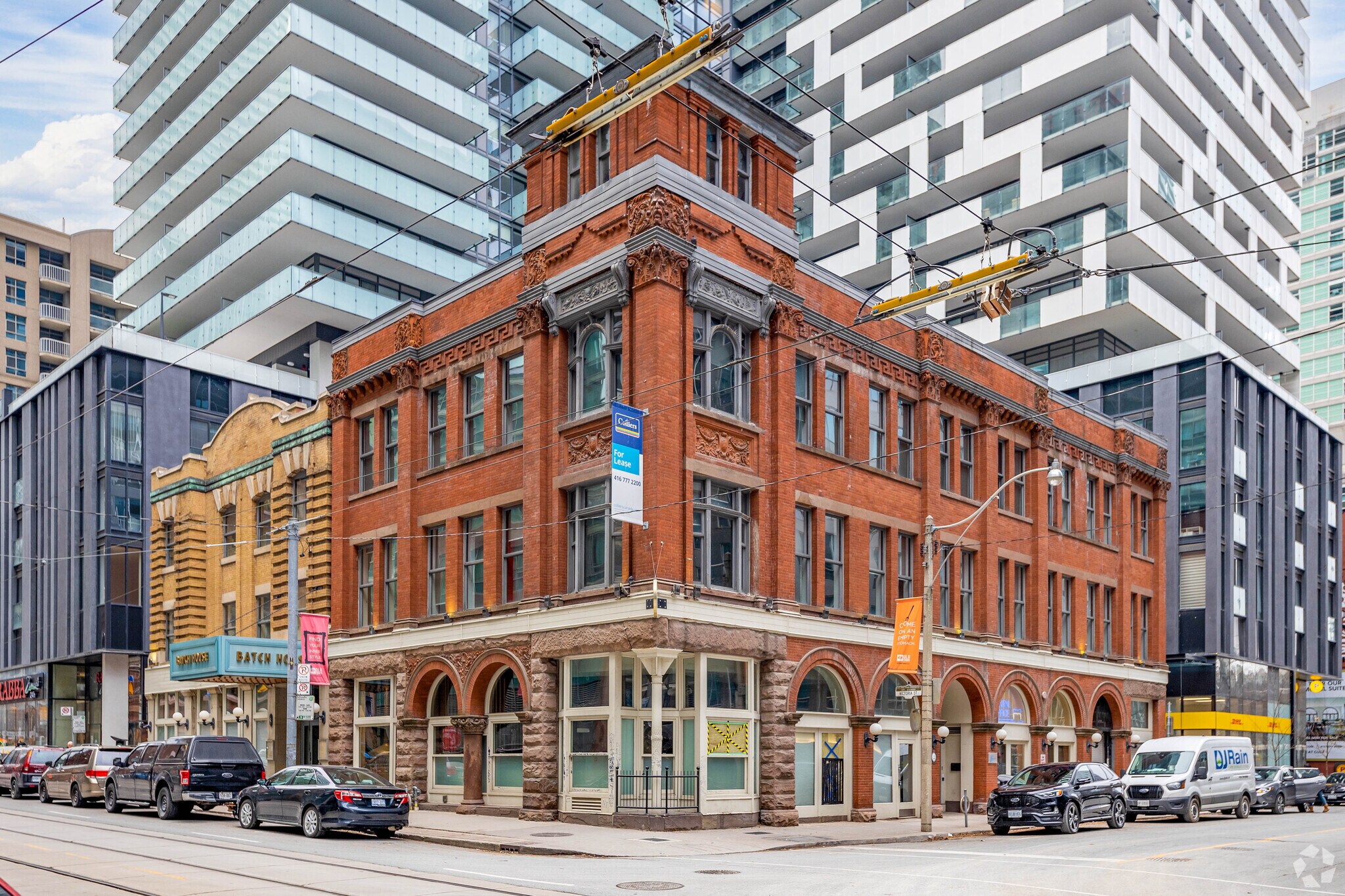2 Lombard St, Toronto, ON à louer Photo principale– Image 1 sur 8