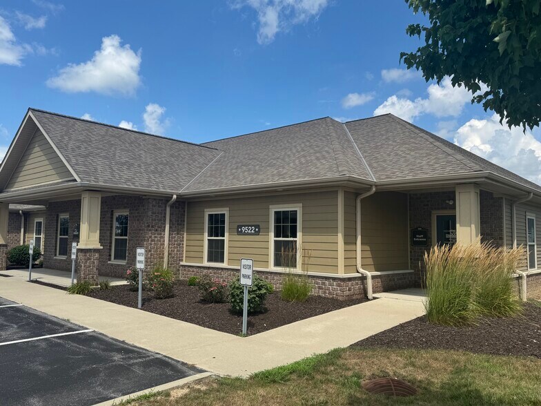 9522 Lima Rd, Fort Wayne, IN à louer - Photo de l’immeuble – Image 1 sur 11