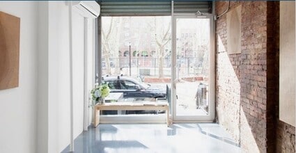 100-102 Forsyth St, New York, NY à louer Photo intérieure– Image 2 sur 3