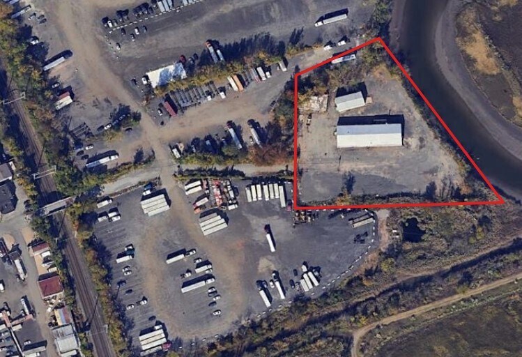 2 Cutters Dock Rd, Woodbridge, NJ à louer Photo de l’immeuble– Image 1 sur 2