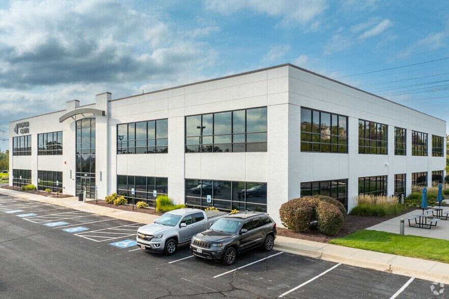 11010 Burdette St, Omaha, NE à louer - Photo de l’immeuble – Image 2 sur 25