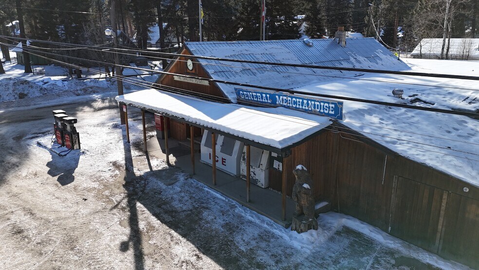 2600 Otter Av, Tulameen, BC à vendre - Photo de l’immeuble – Image 3 sur 26