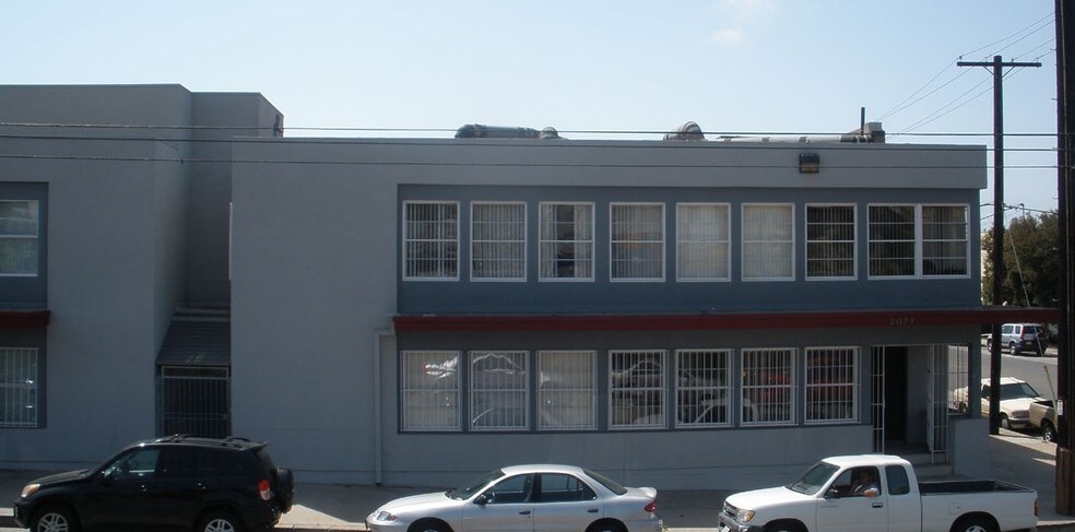 2061-2077 Kurtz St, San Diego, CA à louer - Photo de l’immeuble – Image 3 sur 3