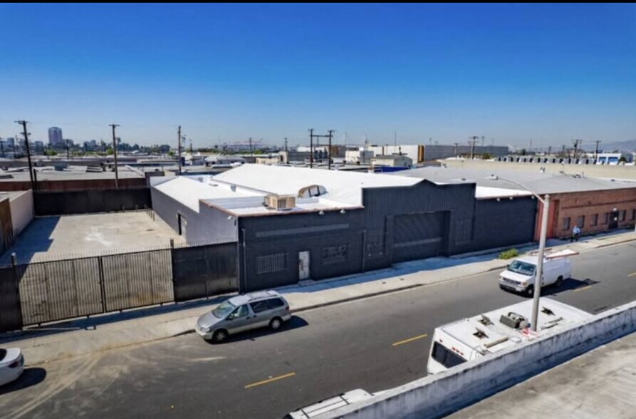 728-730 W Esther St, Long Beach, CA à louer - Photo principale – Image 2 sur 16