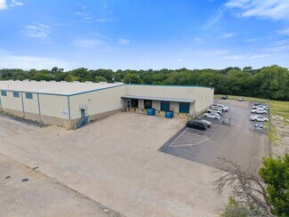 Plus de détails pour 921 E Waggoman St, Fort Worth, TX - Industriel/Logistique à louer