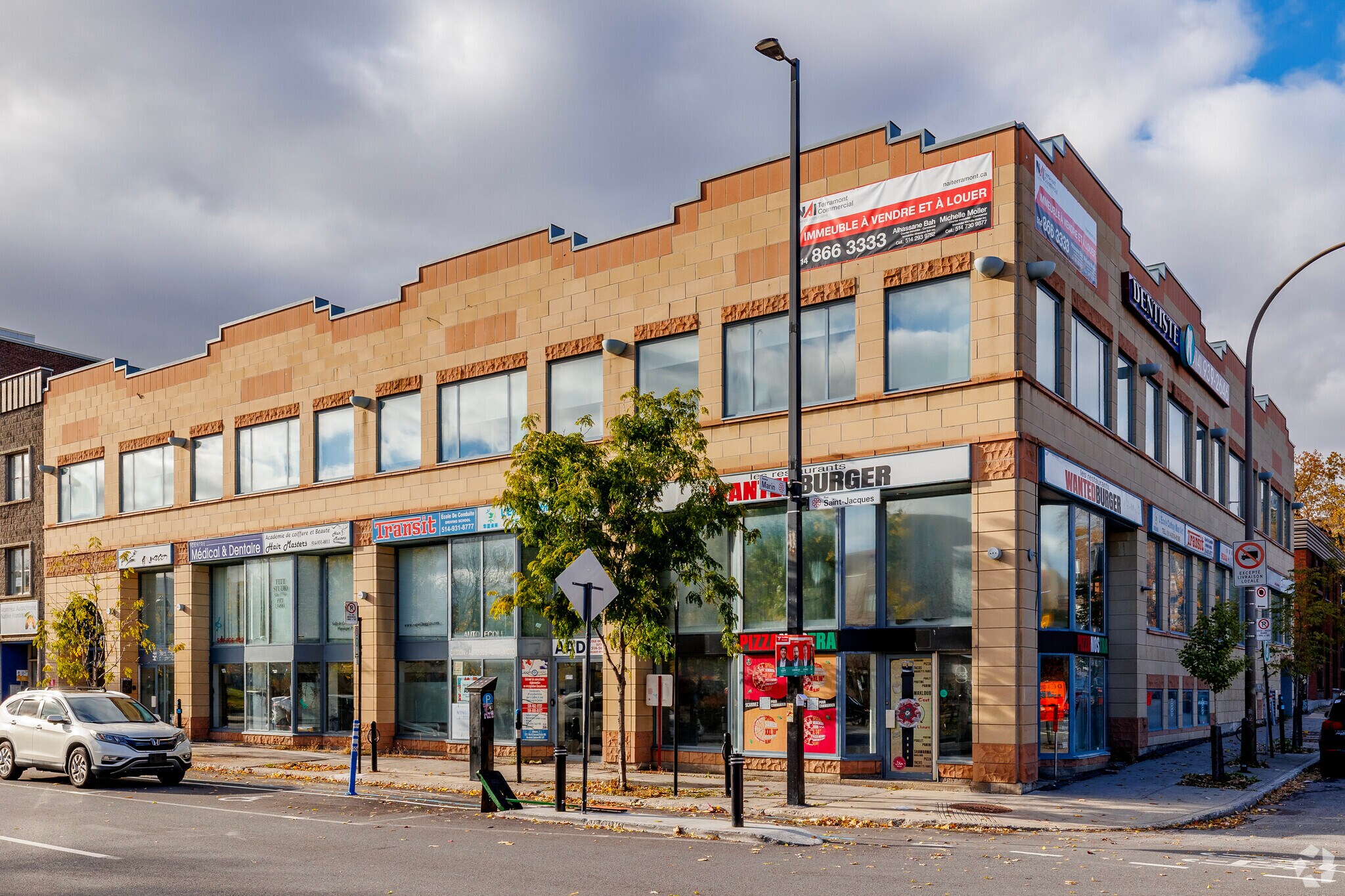 3171-3177 Rue Saint-Jacques, Montréal, QC à louer Photo principale– Image 1 sur 4