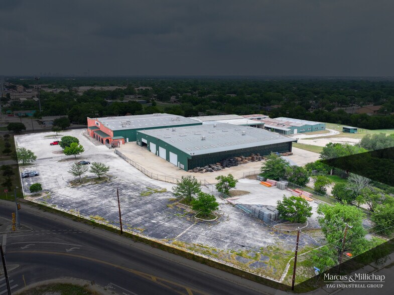 3822 Pleasanton Rd, San Antonio, TX à vendre - Photo de l’immeuble – Image 2 sur 11