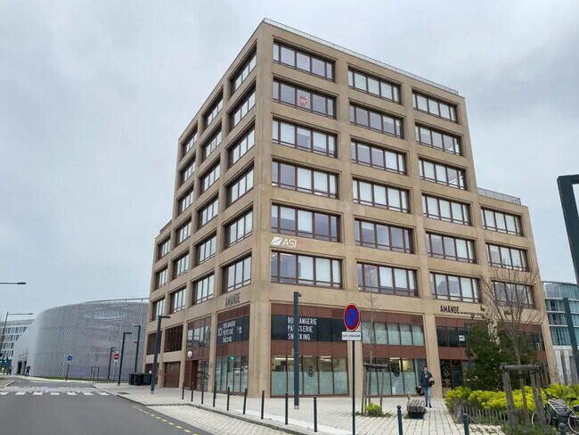 Plus de détails pour Bureau à louer