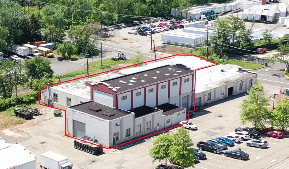 2 Amboy Ave, Woodbridge, NJ à louer - Photo de l’immeuble – Image 2 sur 8
