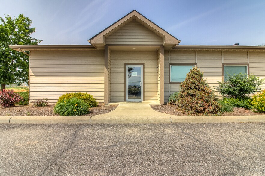 445 Barnard Blvd, Sunnyside, WA à vendre - Photo de l’immeuble – Image 3 sur 32