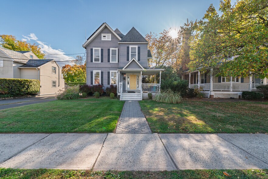 177 W High St, Somerville, NJ à vendre - Photo de l’immeuble – Image 1 sur 30