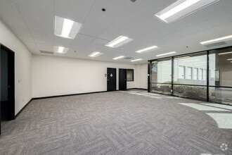 11070 Mulberry Ave, Fontana, CA à louer Photo intérieure– Image 2 sur 15