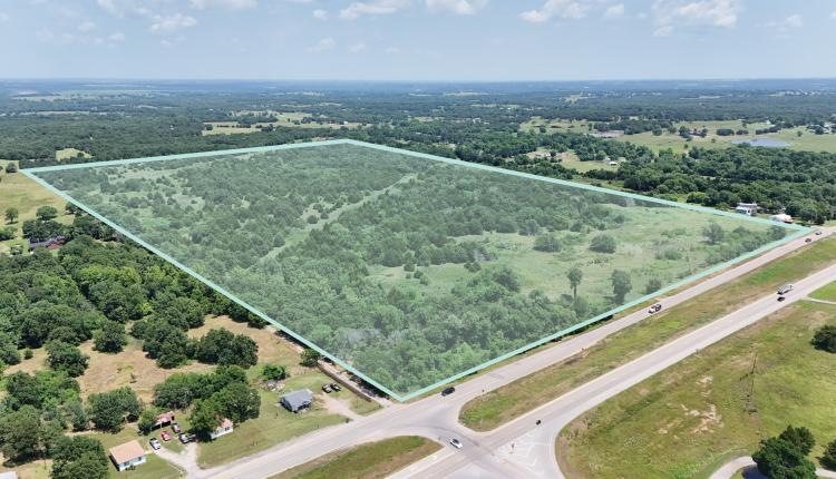 7820 E Main St, Cushing, OK à vendre - Photo principale – Image 1 sur 2