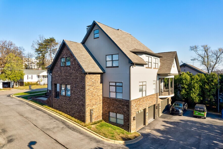 4624 Chambliss Ave, Knoxville, TN à vendre - Photo de l’immeuble – Image 2 sur 36
