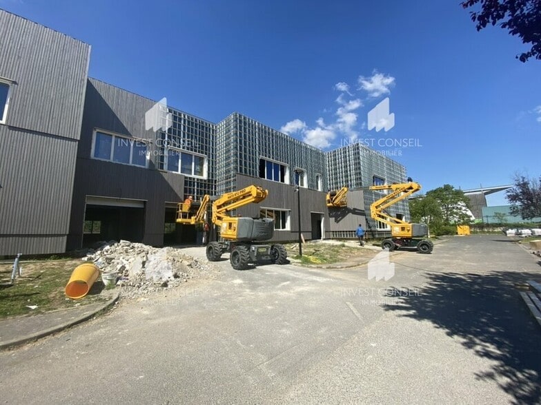 145 Rue Des Caboeufs, Gennevilliers à louer - Photo de la construction – Image 3 sur 5