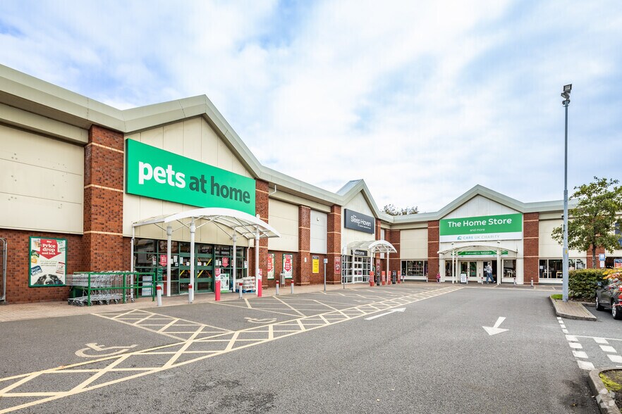 Wharf St, Warrington à louer - Photo de l’immeuble – Image 3 sur 16