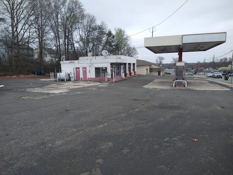 405 E Clements Bridge Rd, Runnemede, NJ à vendre - Photo de l’immeuble – Image 2 sur 10