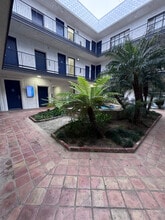 22750 Hawthorne Blvd, Torrance, CA à louer Photo intérieure– Image 1 sur 31