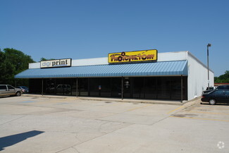 Plus de détails pour 4220-4222 N May Ave, Oklahoma City, OK - Local commercial à louer