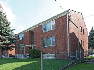Plus de détails pour 90 Trethewey Dr, Toronto, ON - Logement à vendre