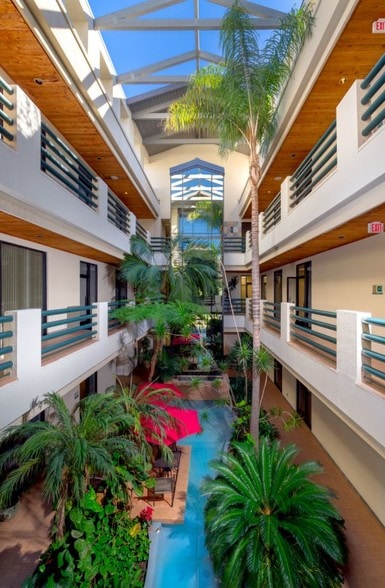 5755 Oberlin Dr, San Diego, CA à vendre - Autre – Image 3 sur 6