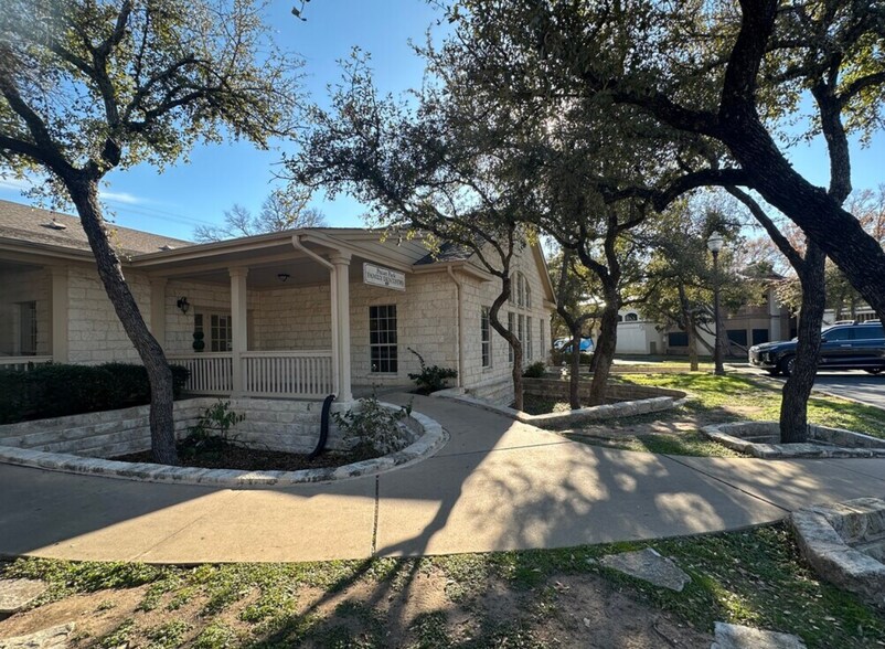 12335 Hymeadow Dr, Austin, TX à vendre - Photo de l’immeuble – Image 3 sur 21