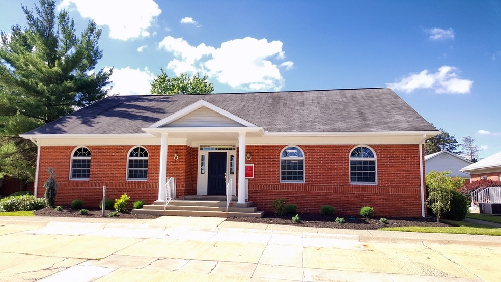 312 N Cleveland Massillon Rd, Akron, OH à louer - Photo principale – Image 1 sur 24