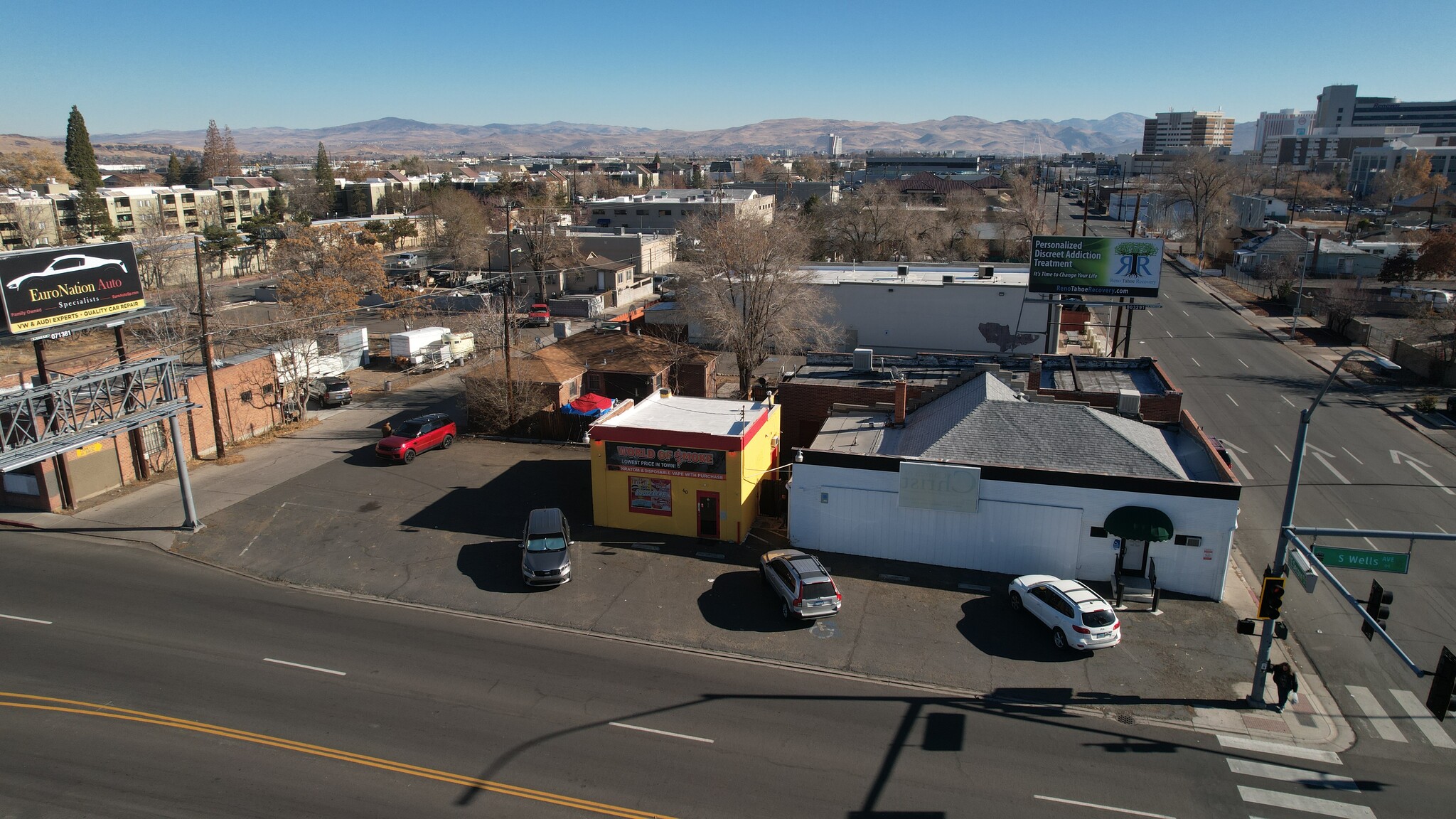 701 E 2nd St, Reno, NV à vendre Photo de l’immeuble– Image 1 sur 10
