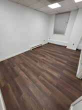 17 W Jefferson St, Rockville, MD à louer Photo intérieure– Image 1 sur 2