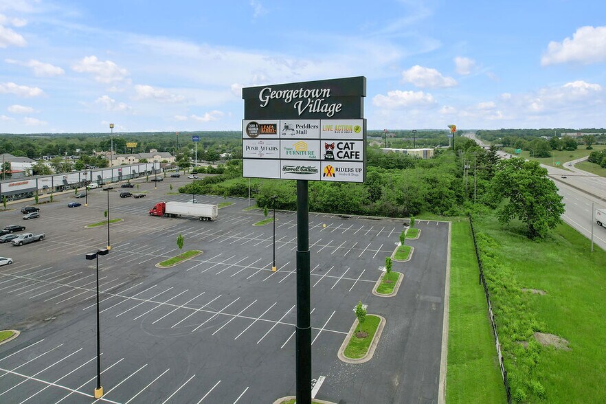 401 Outlet Center Dr, Georgetown, KY à louer - Photo de l’immeuble – Image 3 sur 27