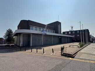 Plus de détails pour 50-56 High Rd, Londres - Local commercial à louer