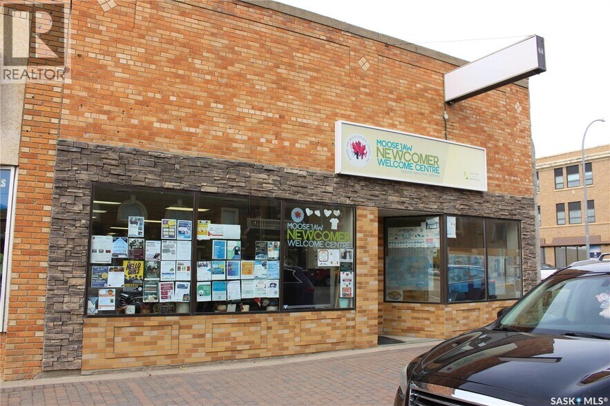 432 Main St N, Moose Jaw, SK à louer - Photo de l’immeuble – Image 3 sur 4