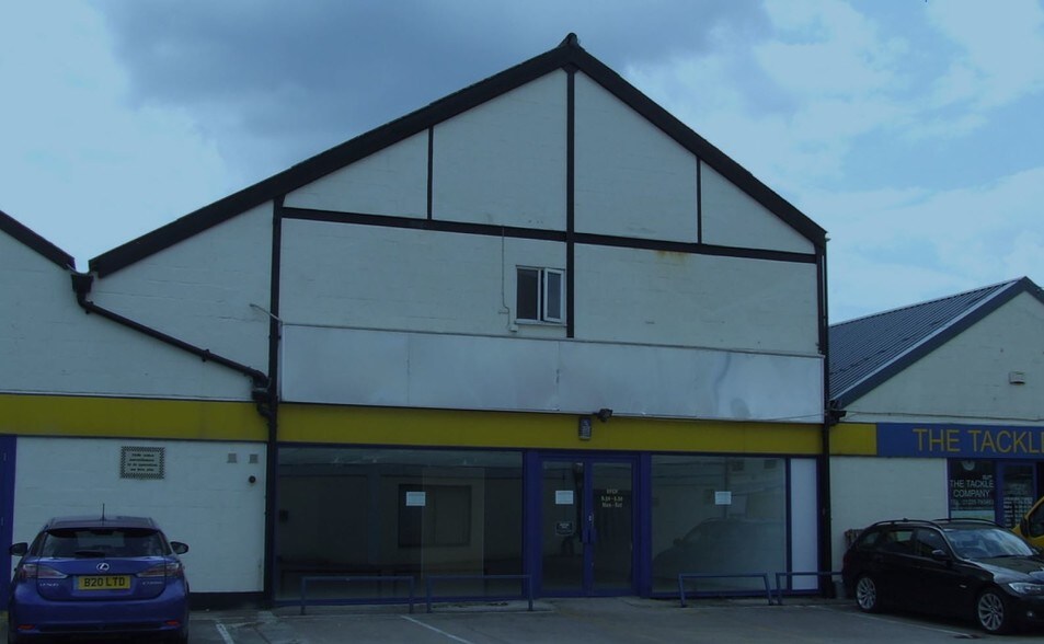 New Broughton Rd, Melksham à louer - Photo principale – Image 1 sur 4