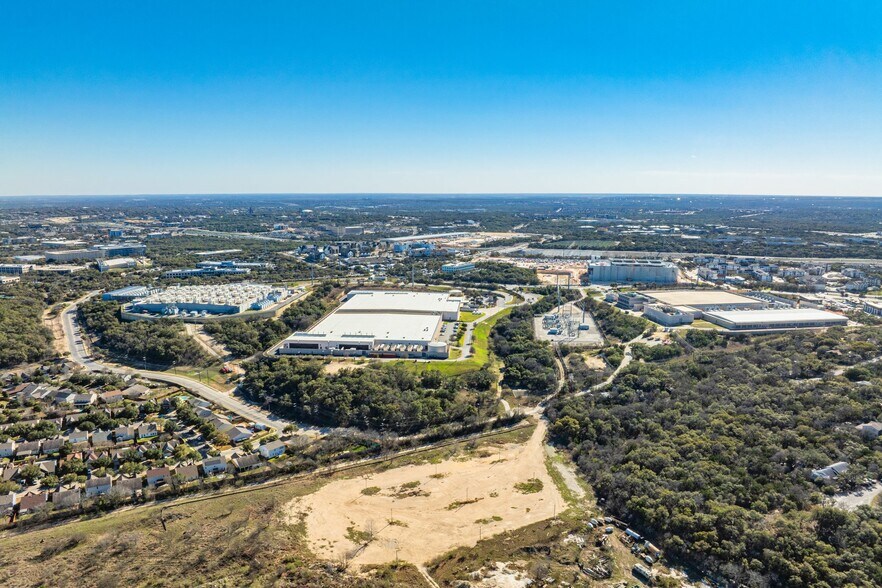 00 Impala Summit, San Antonio, TX à vendre - Photo de l’immeuble – Image 3 sur 11