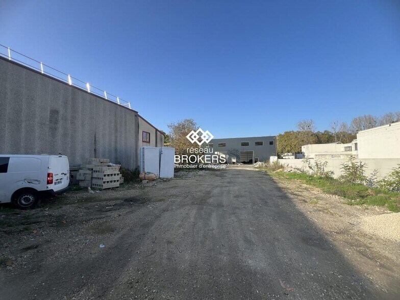 Industriel/Logistique dans Bondoufle à vendre - Photo de la construction – Image 3 sur 7