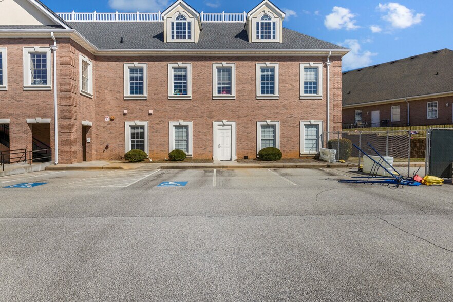 1261 Commercial Dr SW, Conyers, GA à louer - Photo de l’immeuble – Image 2 sur 15