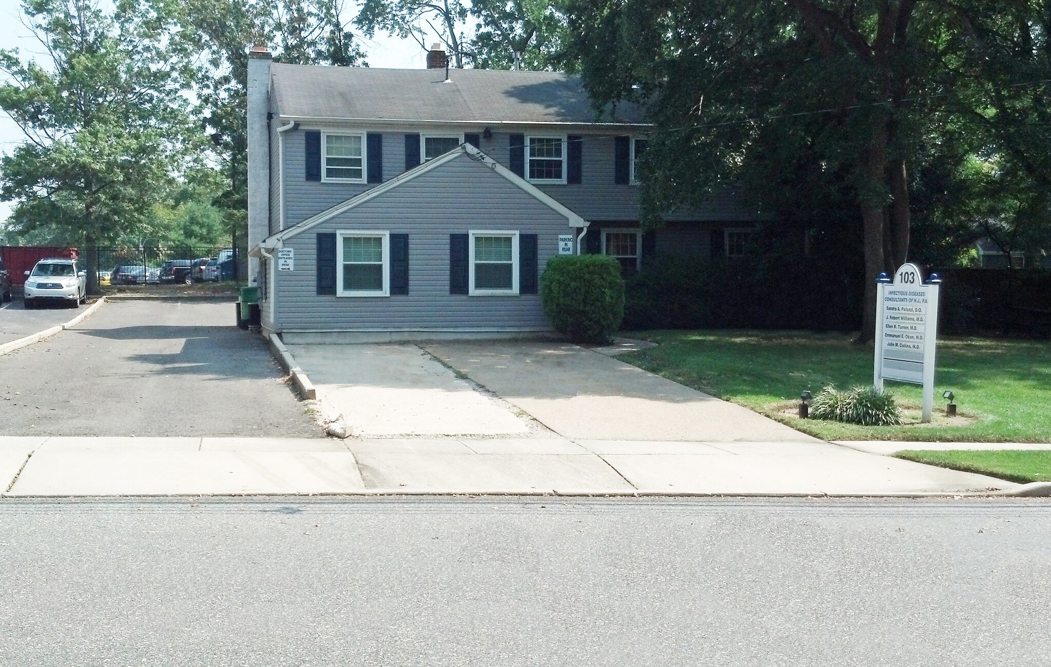 103 E Gate Dr, Cherry Hill, NJ à vendre Photo principale– Image 1 sur 11