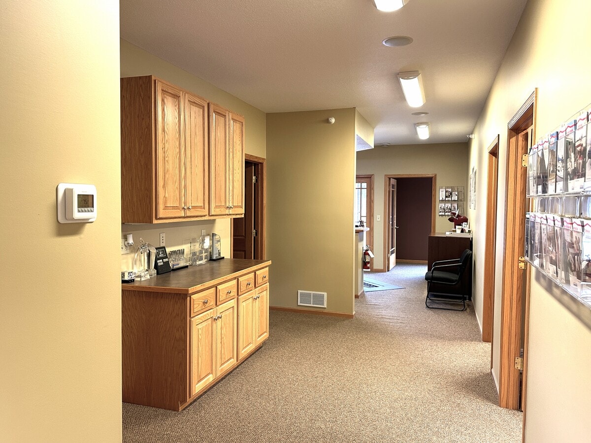 7955 Stone Creek Dr, Chanhassen, MN 55317 - Lot 110 - - Photo intérieure - Image 1 of 8