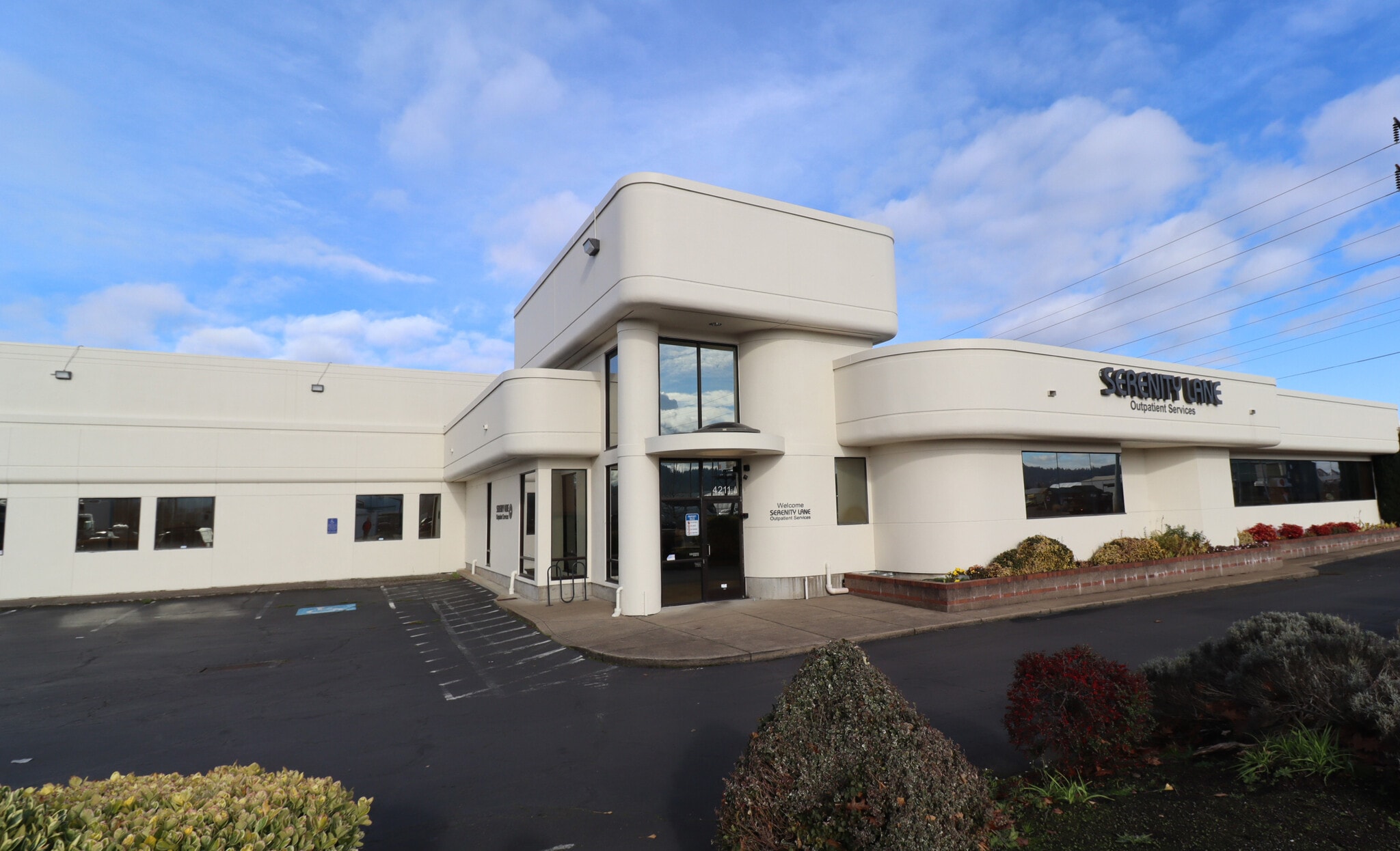 4211 W 11th Ave, Eugene, OR à vendre Photo de l’immeuble– Image 1 sur 11