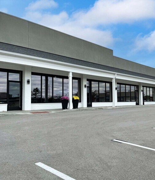 1131-1193 Colonnade Ctr, Des Peres, MO à louer - Photo de l’immeuble – Image 2 sur 5