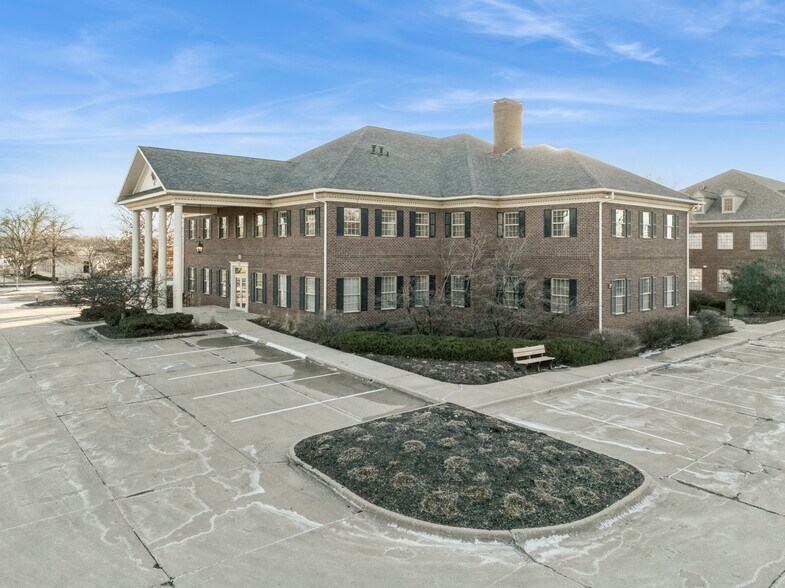 520 10th Ave, Coralville, IA à vendre - Photo de l’immeuble – Image 2 sur 45