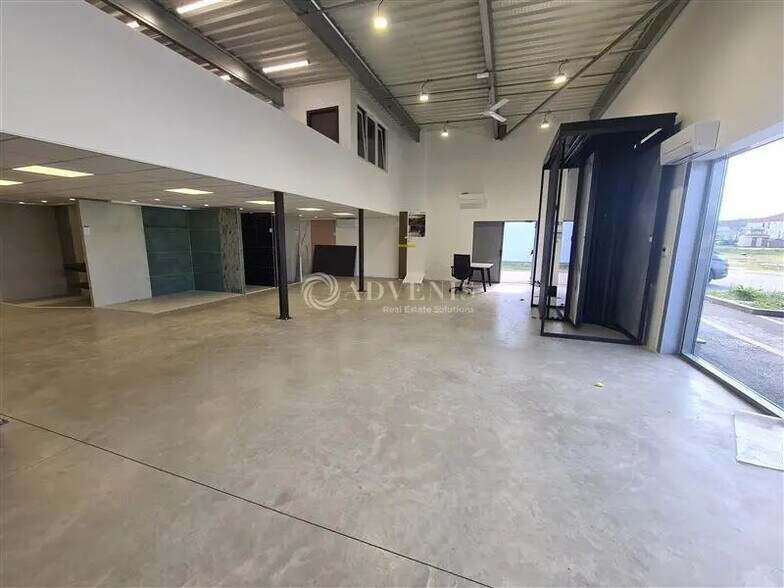 Local commercial dans Marange-Silvange à louer - Photo de l’immeuble – Image 1 sur 6