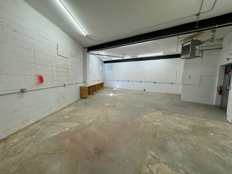 9 W Oakley St, Poughkeepsie, NY à louer - Photo de l’immeuble – Image 2 sur 6