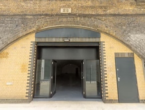 Miles St, Londres à louer Photo de l’immeuble– Image 1 sur 2