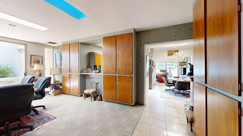 10340 Santa Monica Blvd, Los Angeles, CA à louer - Numérisation 3D Matterport – Image 3 sur 7