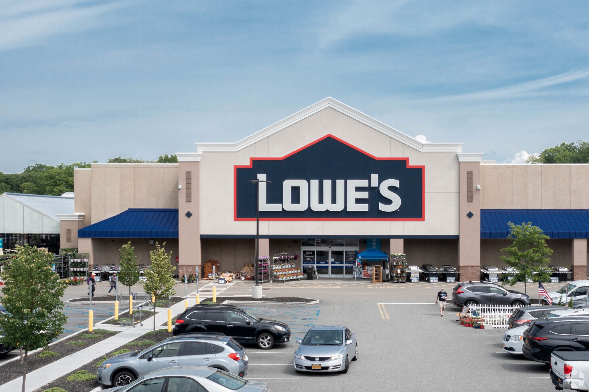 3200 Crompond Rd, Yorktown Heights, NY à louer Photo principale– Image 1 sur 7