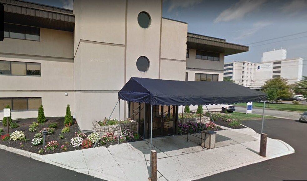 13 Armand Hammer Blvd, Pottstown, PA à louer - Photo de l’immeuble – Image 3 sur 9