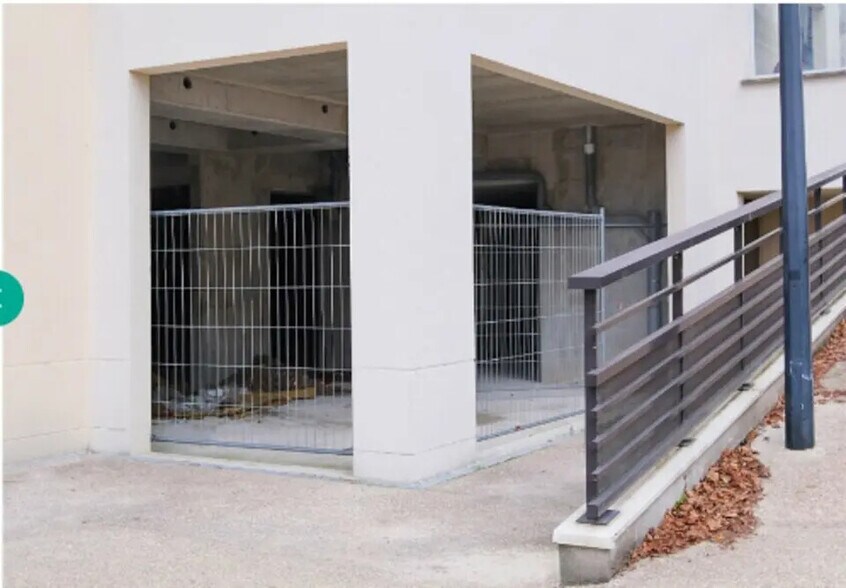 Industriel/Logistique dans Saintry-sur-Seine à louer - Photo de la construction – Image 3 sur 7