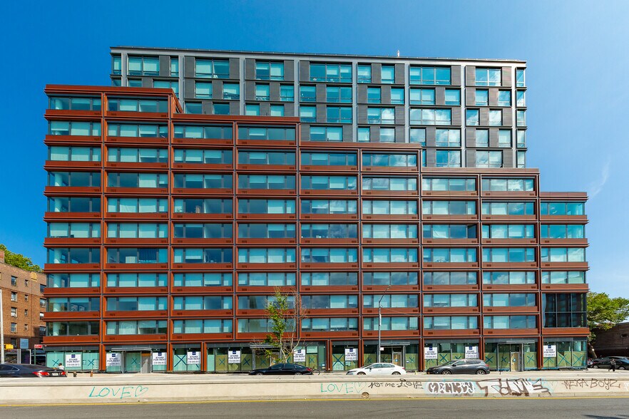 737 4th Ave, Brooklyn, NY à louer - Photo de l’immeuble – Image 2 sur 36