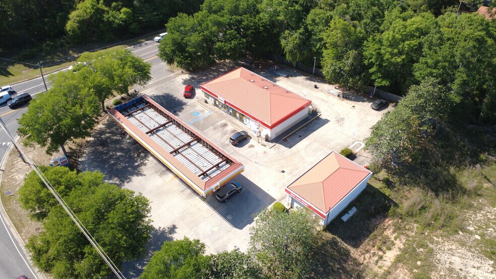 7102 Cottage Hill Rd, Mobile, AL à vendre - Photo de l’immeuble – Image 3 sur 21